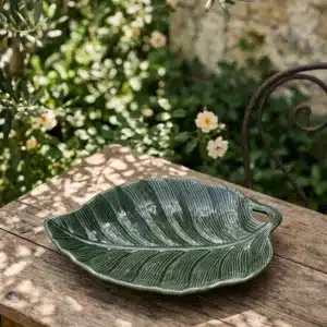 Assiette forme feuille
