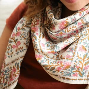 Foulard-grand-format-Rhapsody-Confetti-1