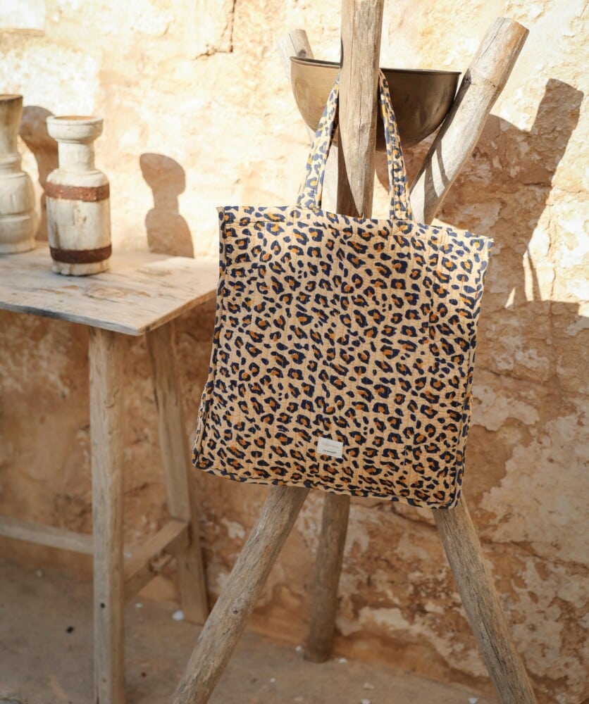 Sac-Cabas-Leopard-Camel-1